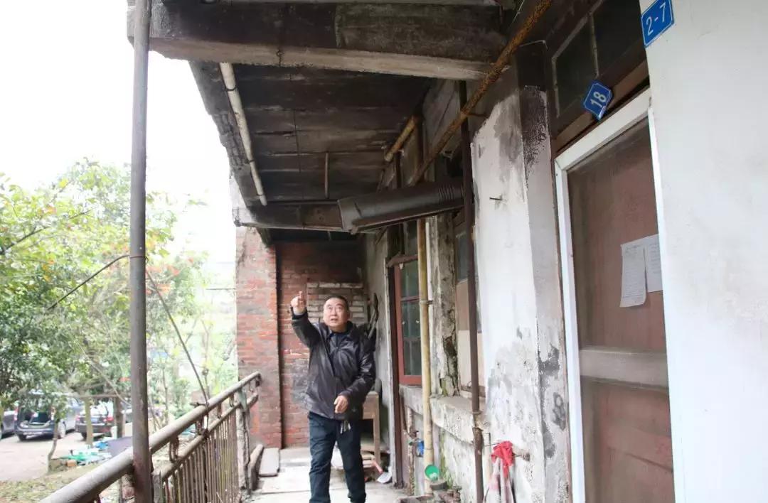 揭秘：宜宾“城中村”，那些卡卡头生活的人…