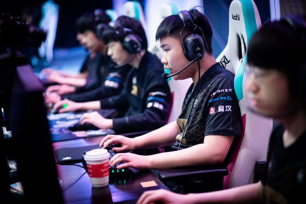 fpx闆跺皝rngbp,浼椾汉鐪媟ng琚玣px闆跺皝