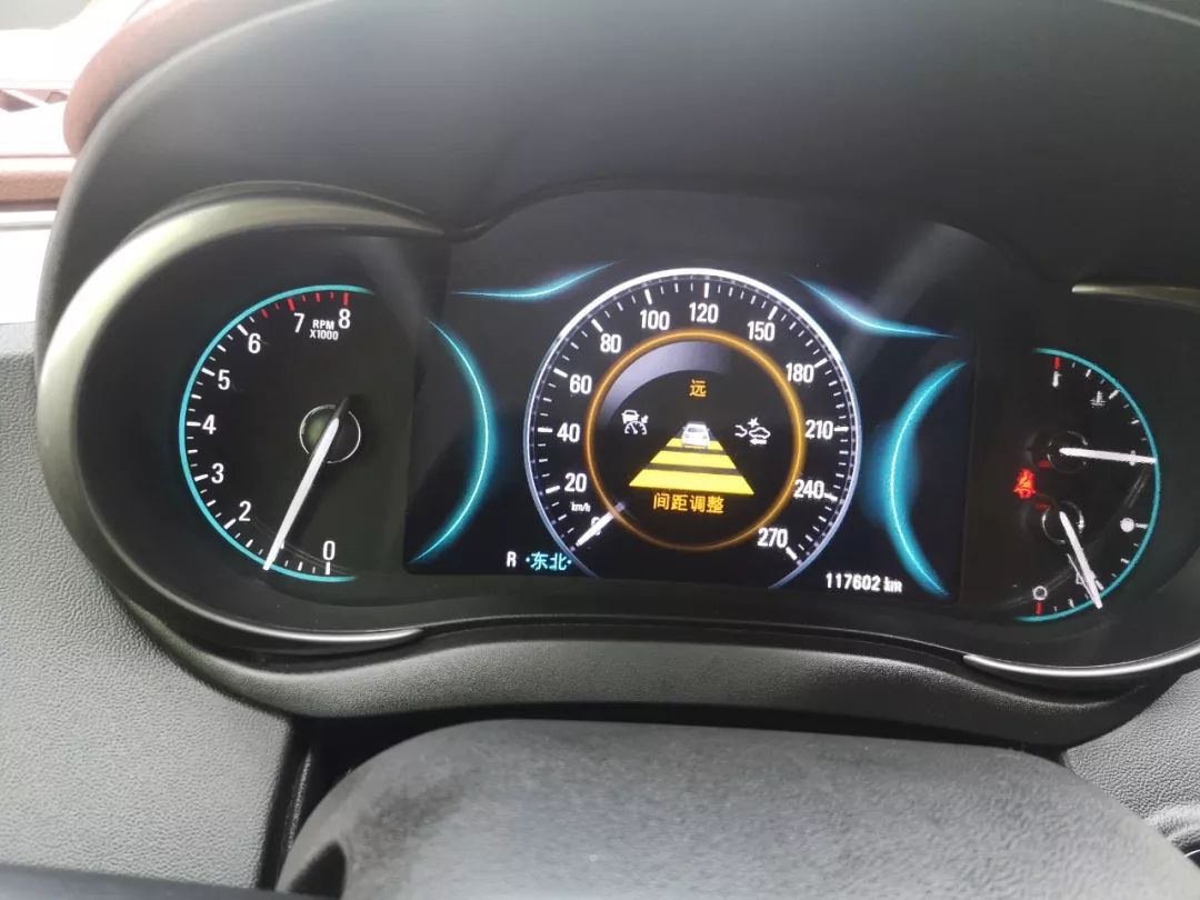 十八万买一个2.0t的别克君越真香,18款2.0t别克君越二手值得买吗