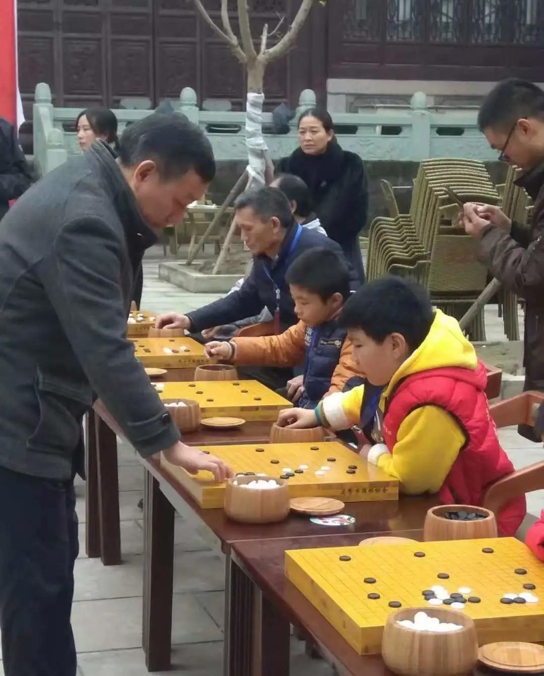 黑白问道棋坛新骄——四川围棋冲段精英刘海洋成长纪实