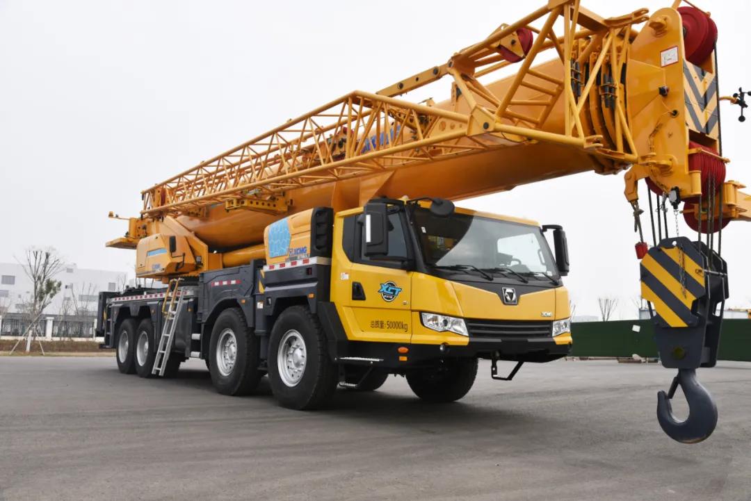 80吨吊车吊装作业视频,最强的80吨吊车