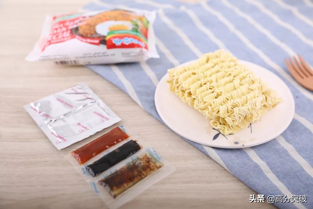 1到20岁男女生身高标准体重表,男孩青少年身高标准对照表2020