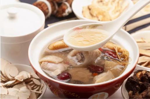 八款养生汤御寒护肤,补血养颜冬季一碗暖宫驱寒汤