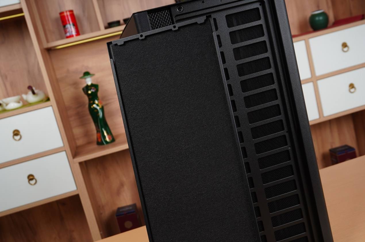 爱国者yogot20机箱,爱国者yogok1新机箱