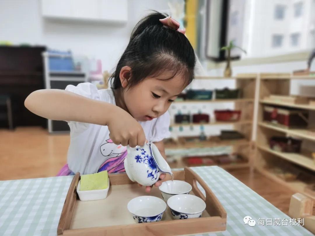 蒙台梭利3-6岁幼儿训练,蒙特梭利怎么教孩子