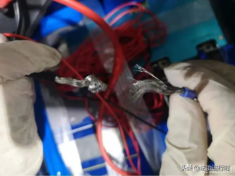 电动自行车电池48v53安违法,电动自行车充电桩乱象调查