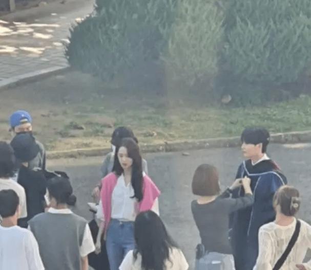 林允儿又一新作官宣，搭档韩国顶流金宣虎，真正的“爆款剧”预定