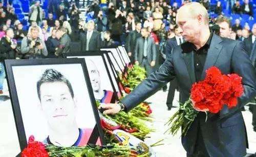 四川8633安全接地全凭中国机长！体坛的空难事件才真的让人痛心