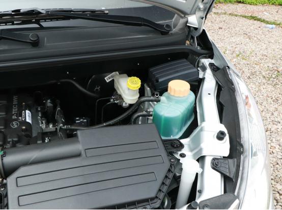 2018款五菱荣光v发动机怎么样,五菱荣光v发动机简介