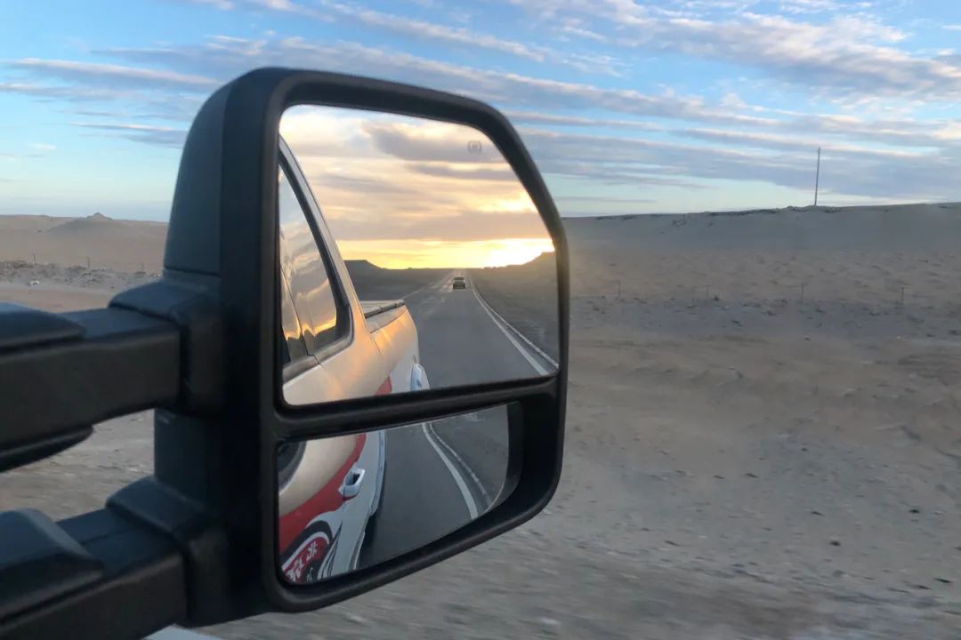 茫崖艾肯泉夏季游攻略,青甘大环线艾肯泉