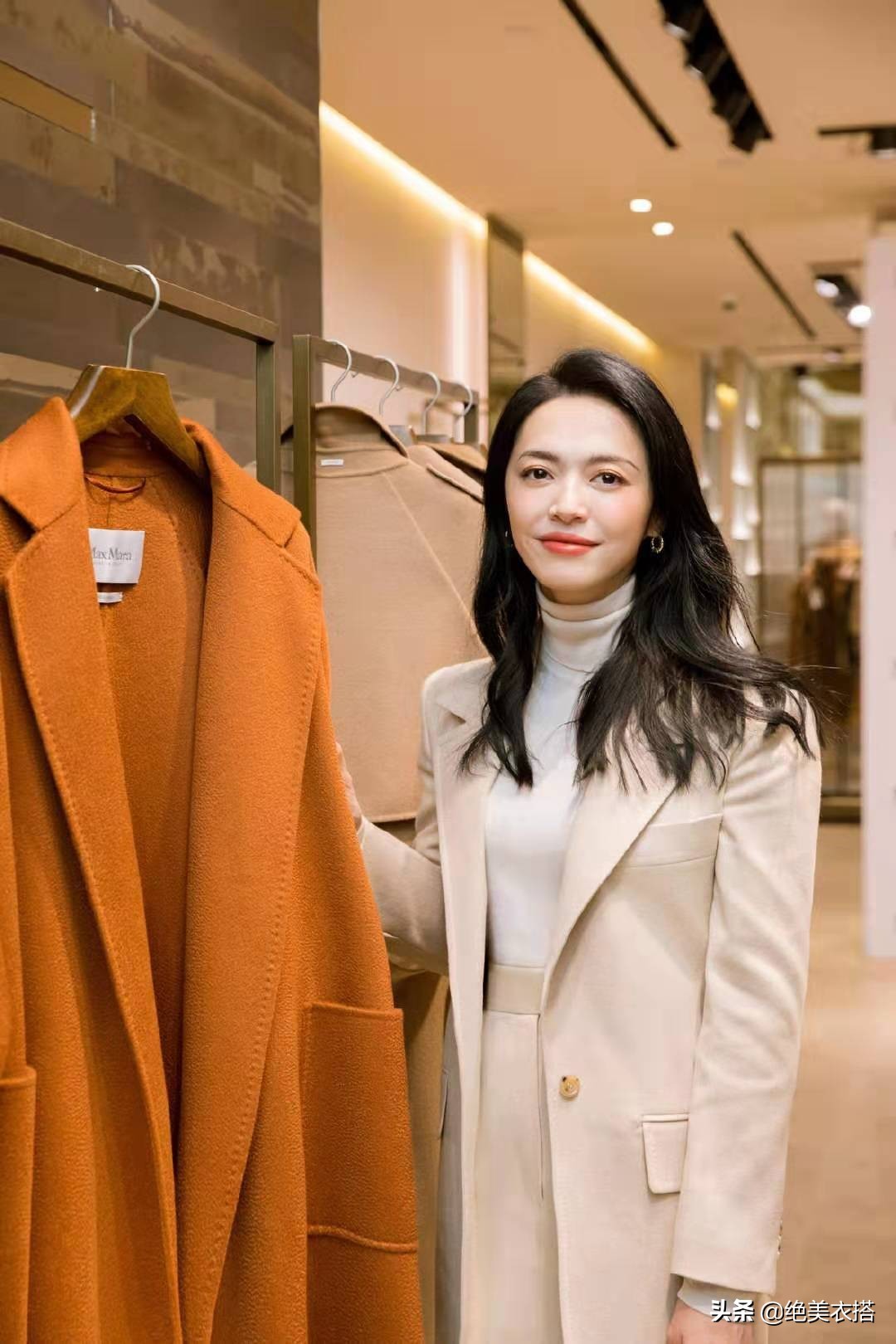 双面羊绒大衣极简轻奢风早秋穿搭,黑色羊绒大衣中长款外套穿搭