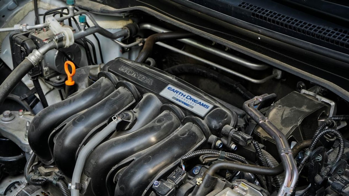 新版飞度空间,说一下04款飞度的空间