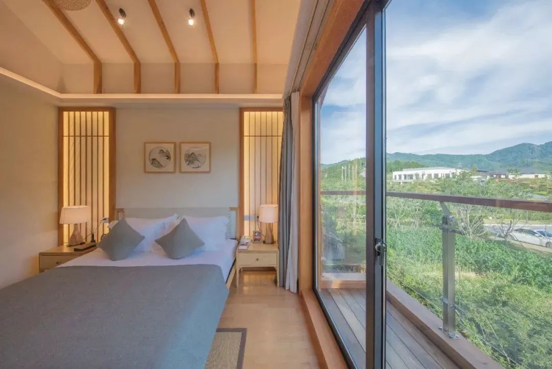 北美硬枫木家具贵吗,温柔家具轻奢岩板