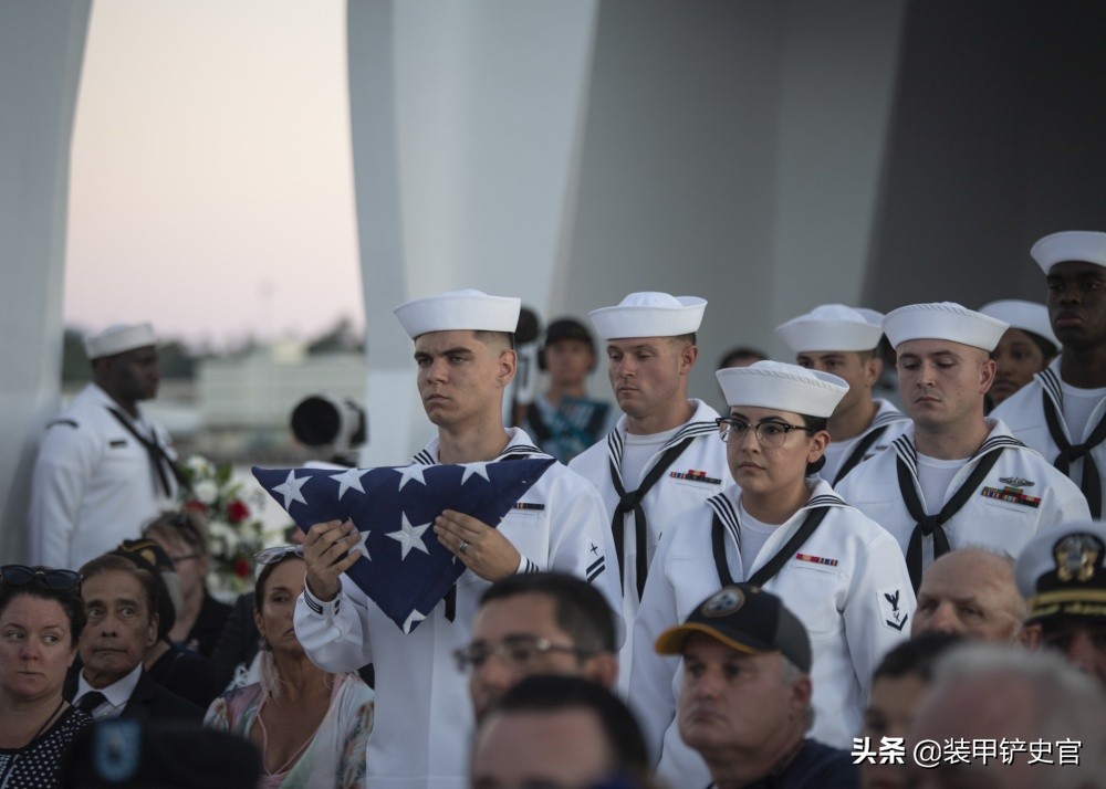 老兵去世遗体告别,亚利桑那号残骸碎片