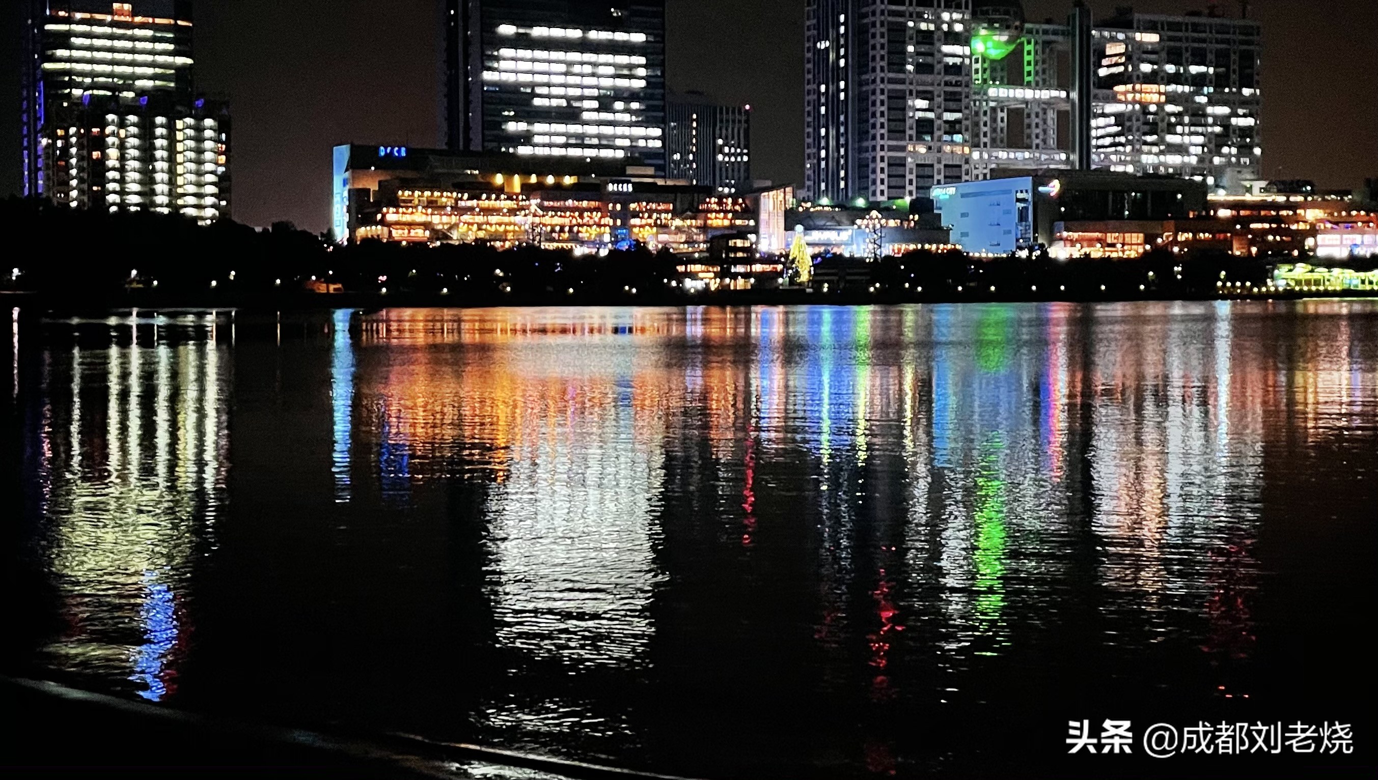 海美迪q5plus拆解测评,海美迪q5盒子测评