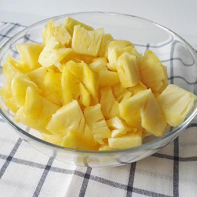 菠萝一定要用盐水泡吗,菠萝用盐水泡的时间短会怎么样