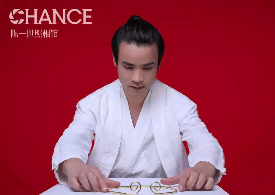 黄渤从草根变影帝,黄渤从无名歌手到70亿影帝