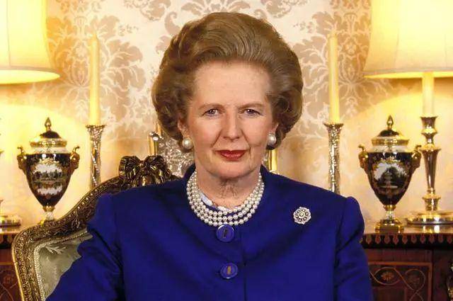 有价值的胸针,装饰胸针