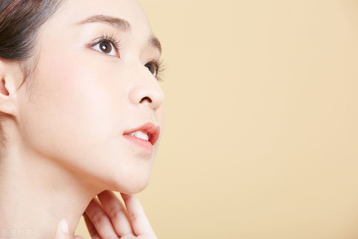 收缩毛孔的方法哪个最好,收缩毛孔的方法艾灸