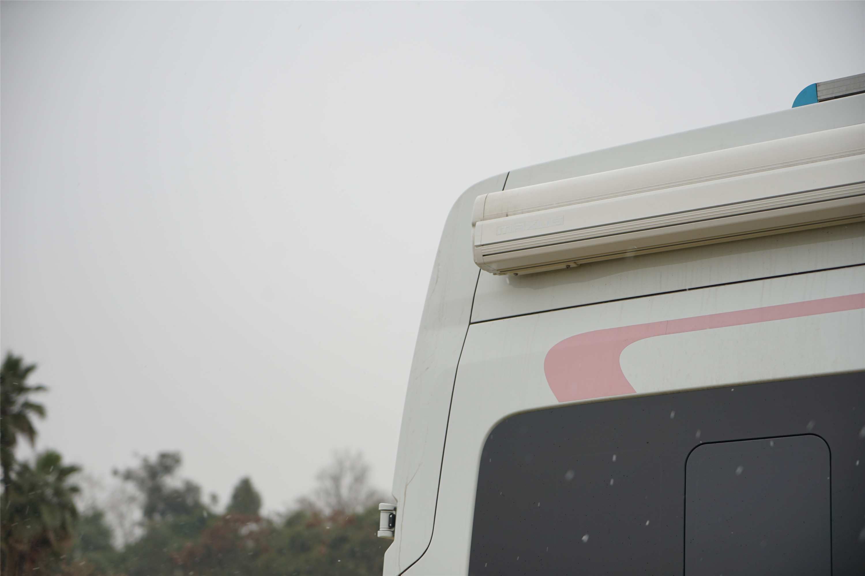 上汽大通maxus旅行家v90房车,房车大全大通v90