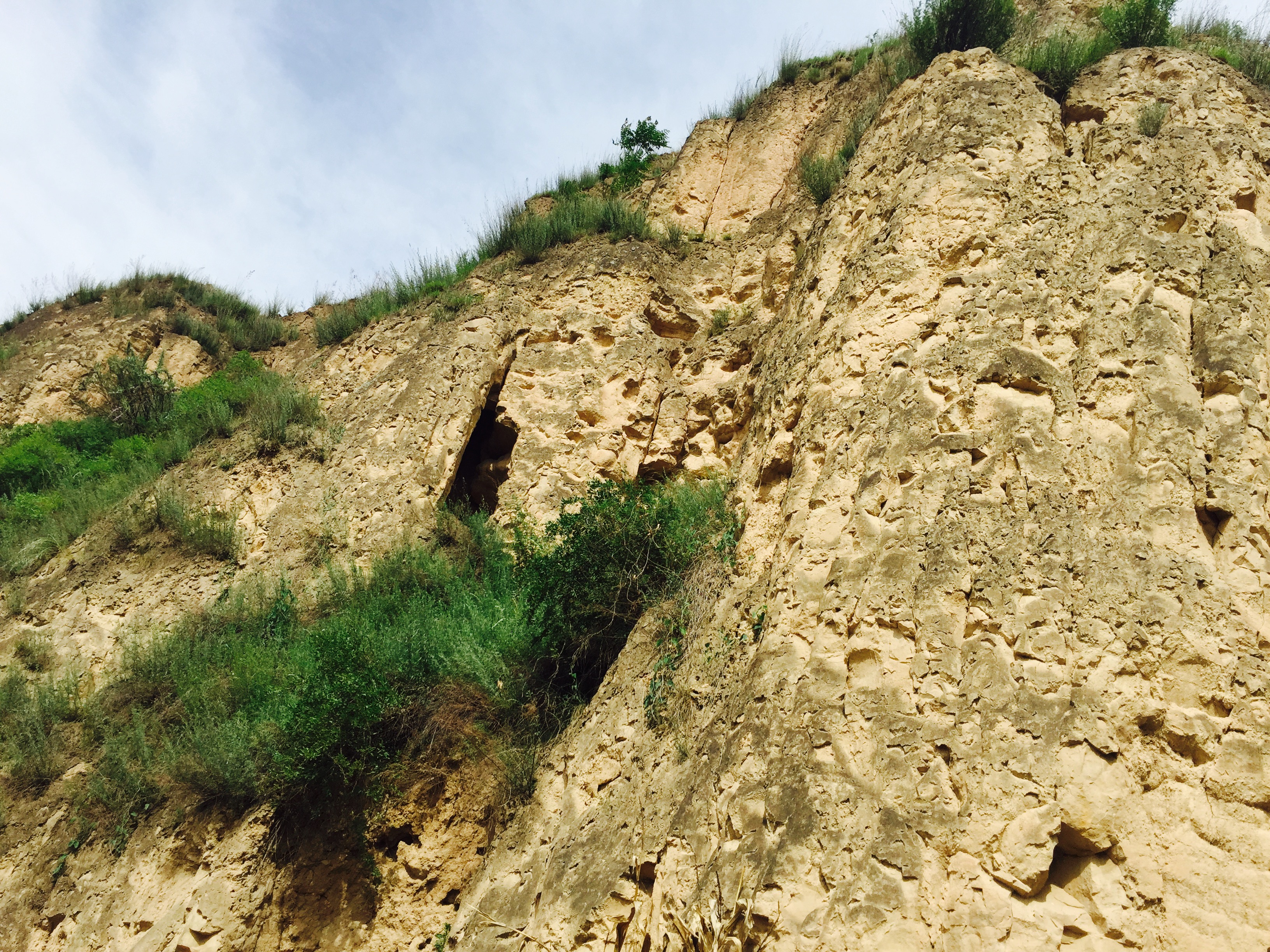 窑洞记忆满满的回忆,记忆中的窑洞