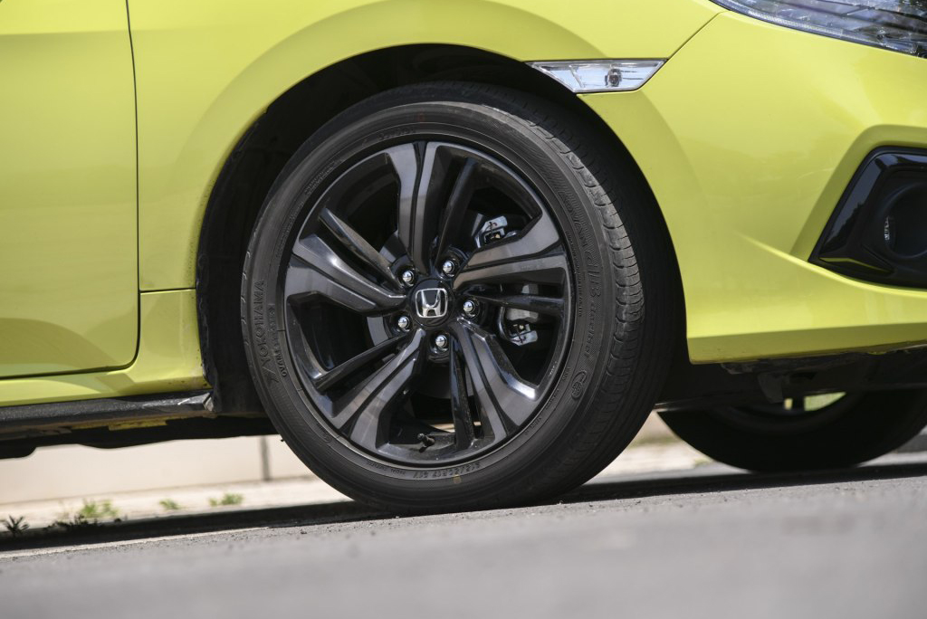 想买新车先看哪些,2022款思域买哪个配置最划算