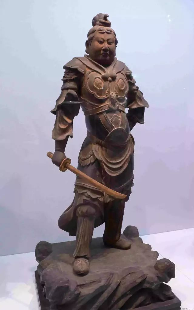 中国与日本两国木造像的区别