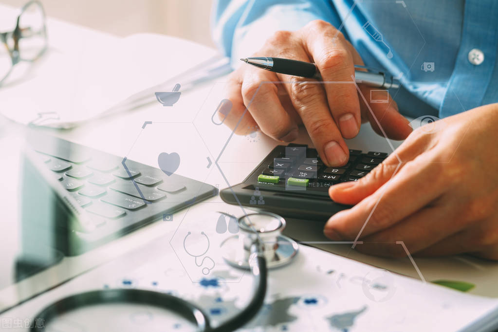 与thelasttime连用的时态,lastyear是时间状语吗