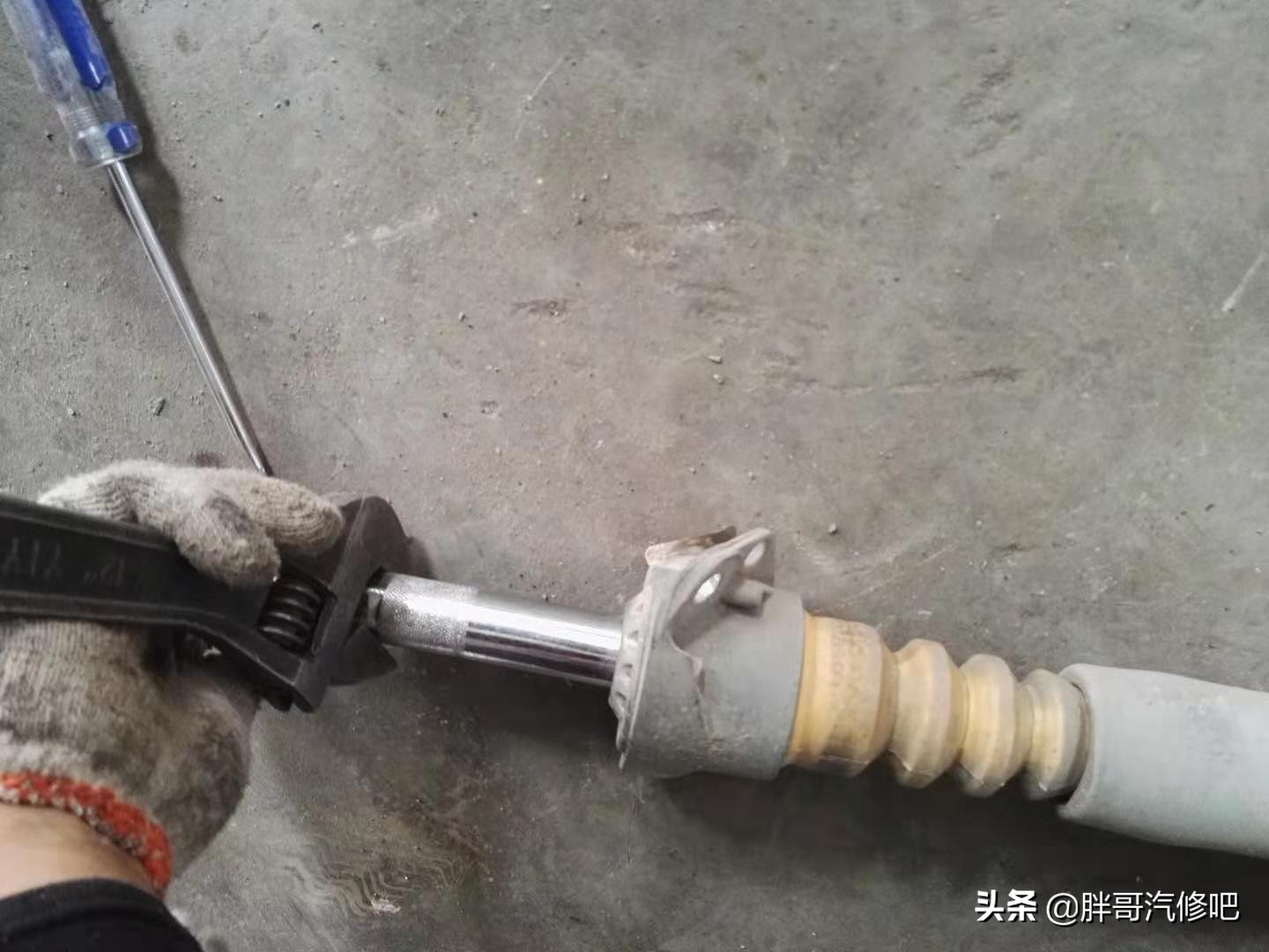 大众朗逸踩刹车偶发抖动,朗逸刹车踩死车会抖动厉害