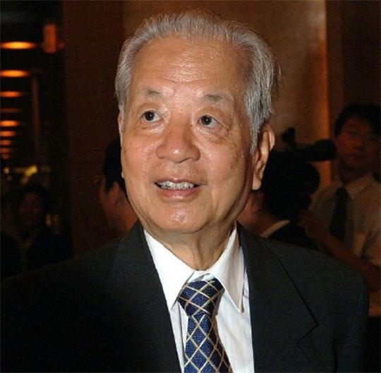 李肇星升任外交部长，*其琛钱**告诫：不要把官衔太当回事