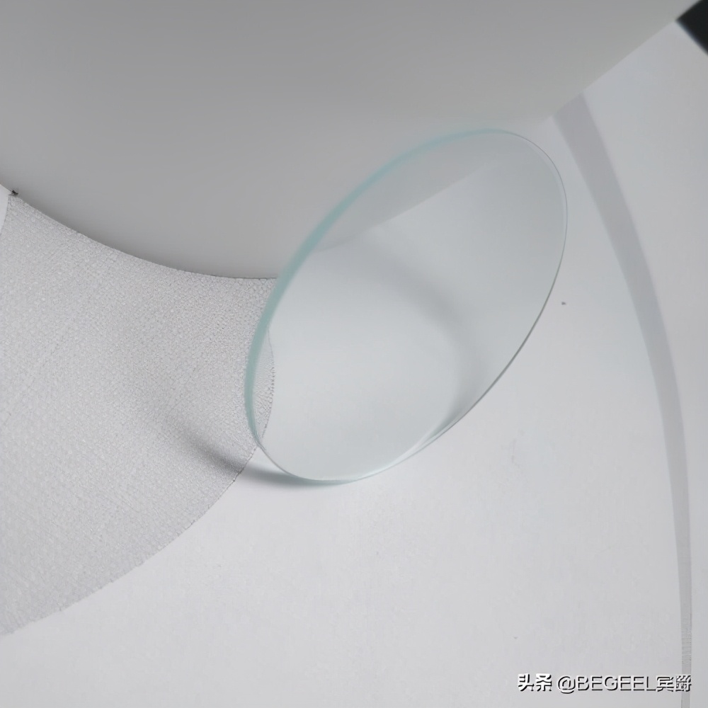 顶级手表为何钟情蓝宝石表镜,顶级腕表和普通手表区别