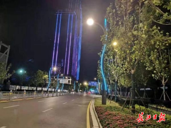 360度全景旋转观看直播,24小时看武汉直播