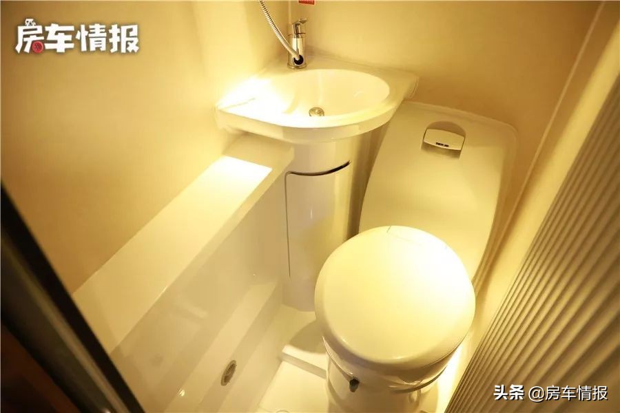 能上蓝牌最便宜的小型房车,b型房车价格15万左右柴油