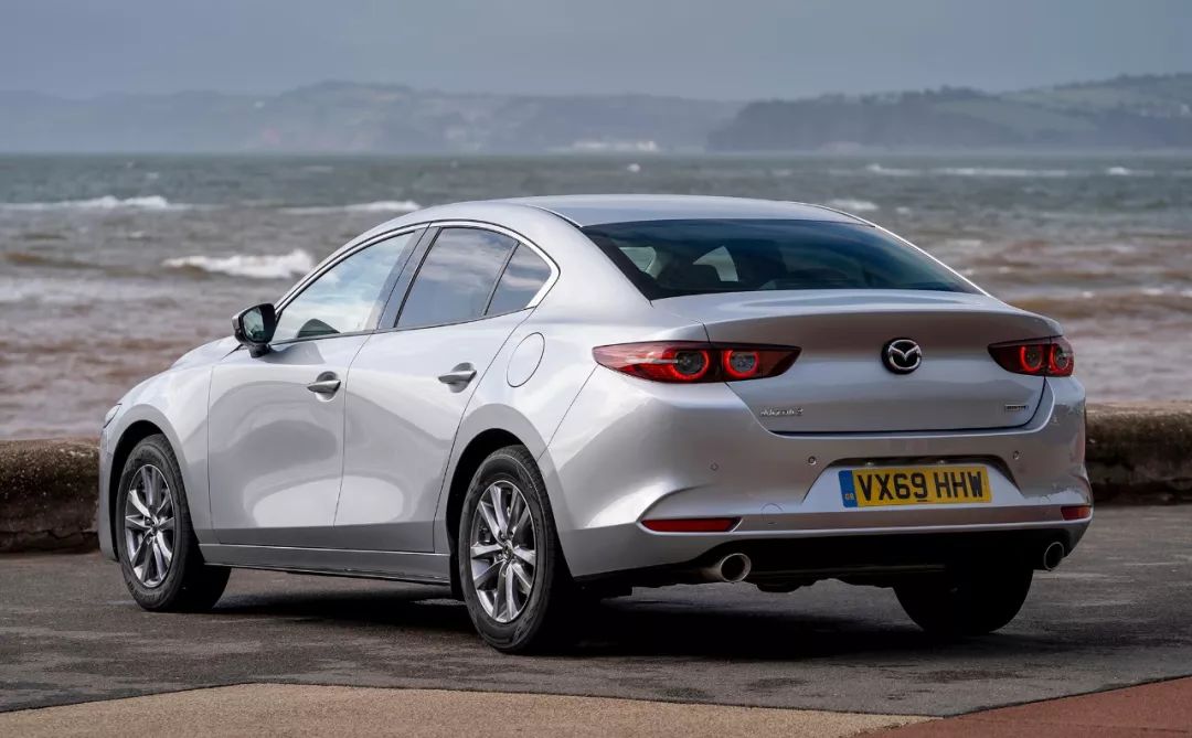 试驾马自达3昂克赛拉手动挡2020,马自达3昂克赛拉手动1.5试驾