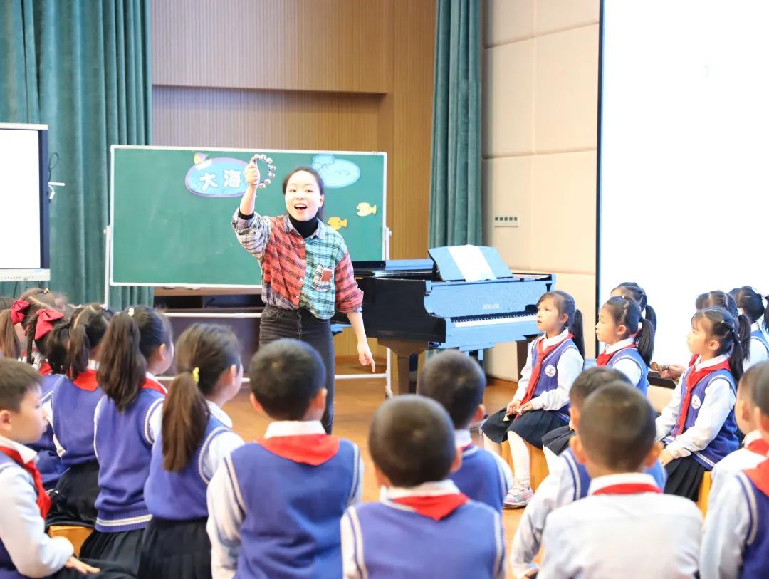 成都市双流区迎春小学,双流县东升迎春小学