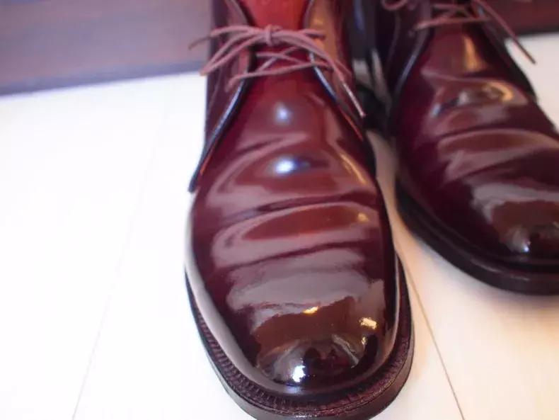 alden多少钱一双,买不起七八千的手机