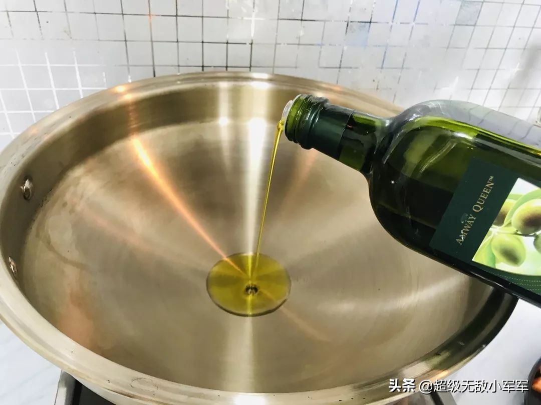 鸡胸肉这样做鲜嫩多汁一点也不柴,健康鸡胸肉的多种做法