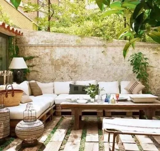 庭院花园石材地板铺设效果,私家庭院最流行的4大铺装方式