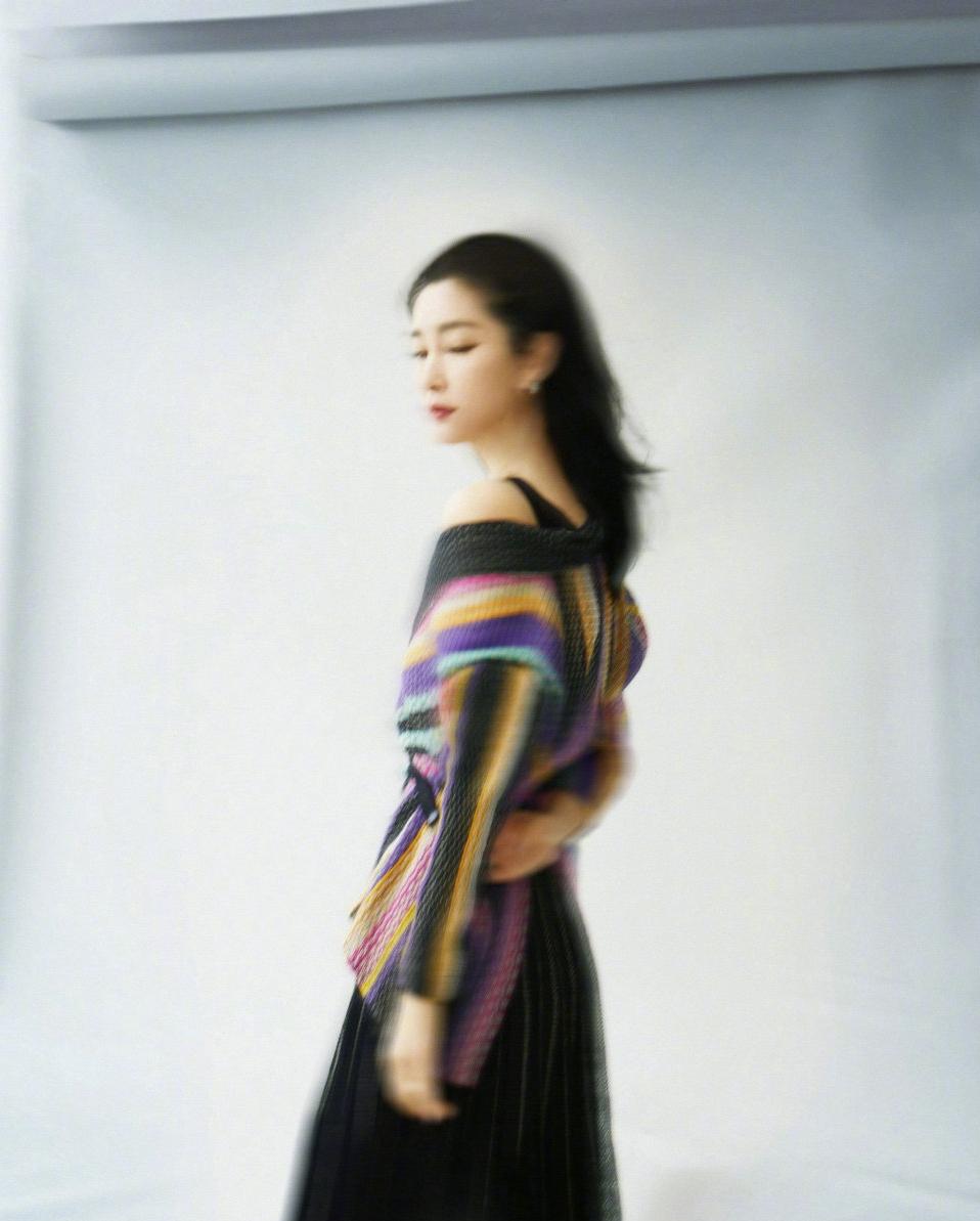 李冰冰粉色针织长裙,李冰冰惊艳穿裙