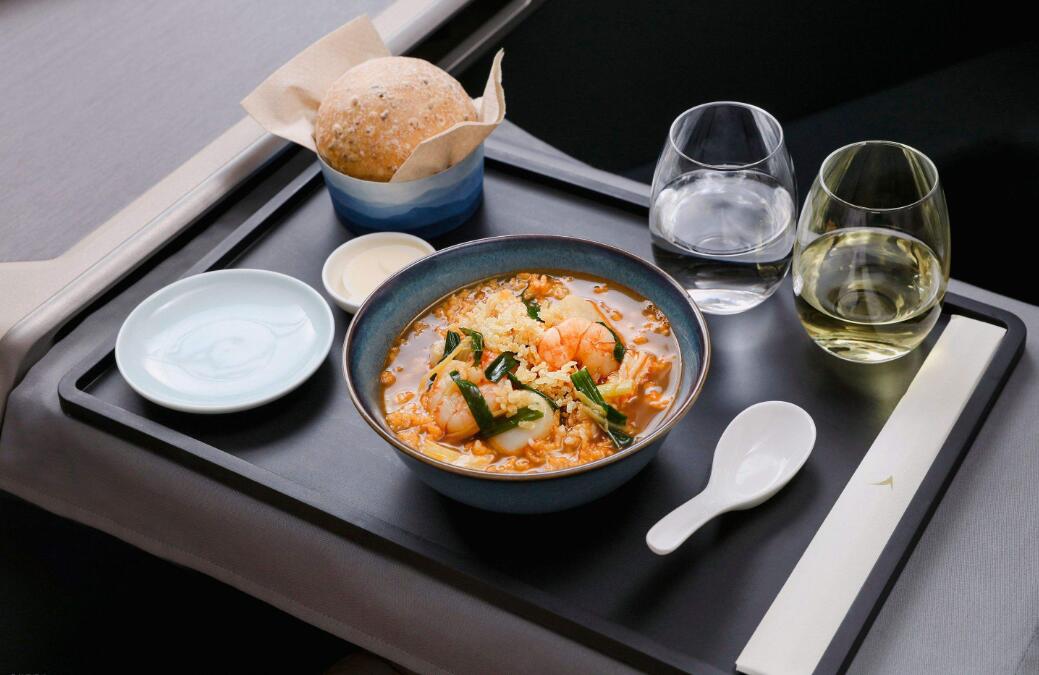 取消经济舱免费餐食！把餐饮、行李额单独拿出来卖？