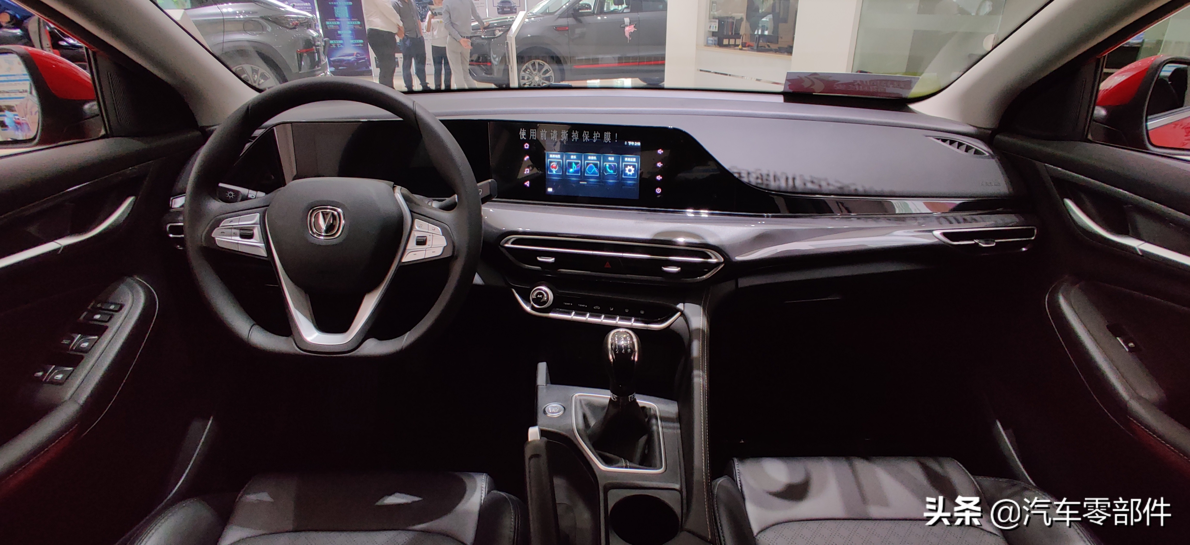 长安逸动plus和55plus选哪个更好,长安逸动plus跟艾瑞泽5plus哪个好