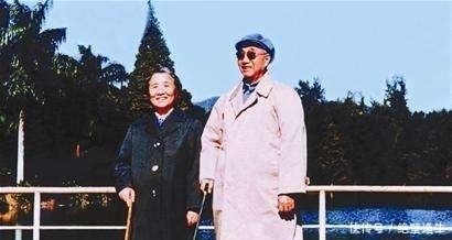 十大元帅中，*向前徐**和林彪谁更会打仗？