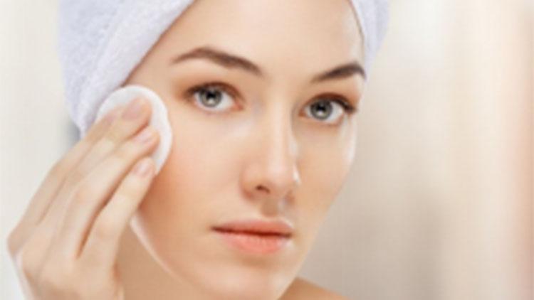 怎么选贴合肤色的粉底液,女孩子一定要告别千篇一律