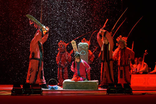 窦娥冤中窦娥为什么会下三桩毒誓,窦娥冤窦娥发毒誓对吗