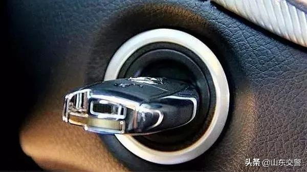 一键启动有办法用钥匙启动吗,一键启动可以做到手机上吗