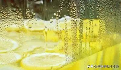 脸上毛孔粗大最有效的小技巧,脸毛孔粗大收缩毛孔最有效的方法