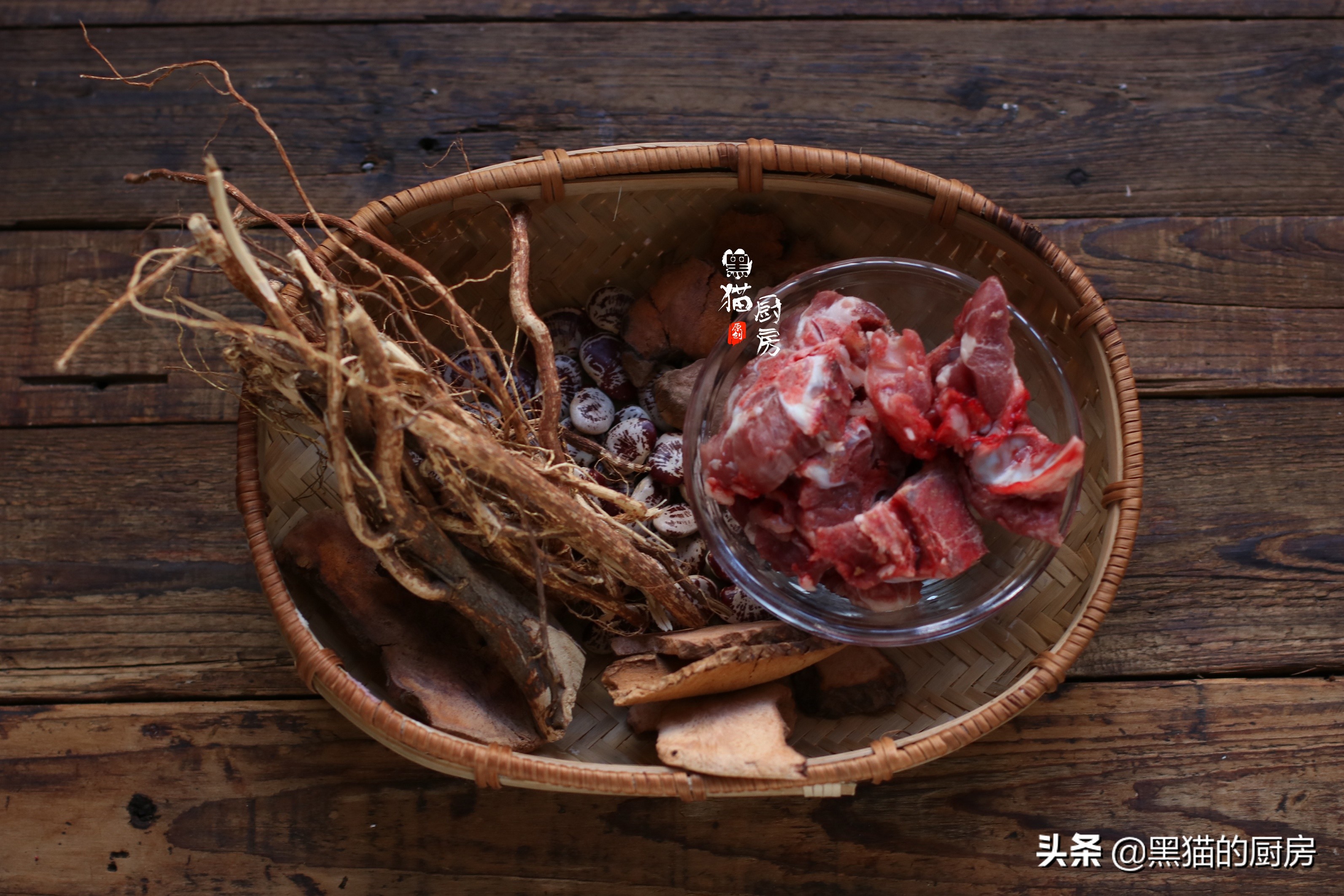 湿热天气一定要喝的这碗汤,炎炎夏日少不了一碗祛湿汤