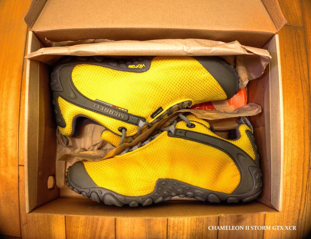 lowa重装登山鞋评测,登山鞋选白色怎么样