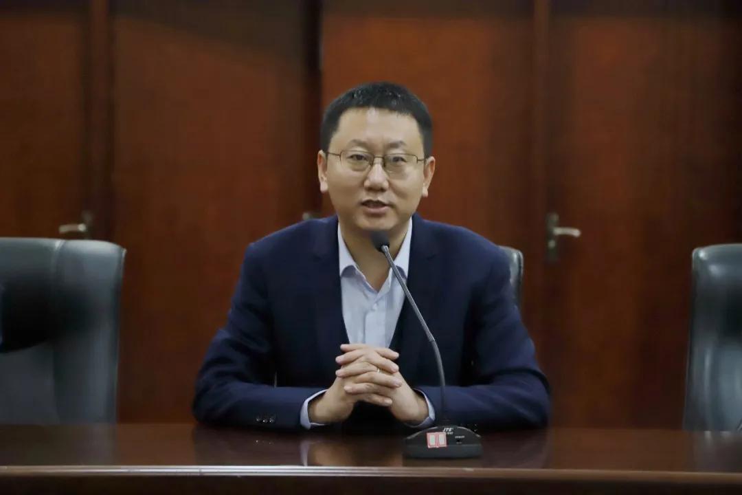 山西孝义中学足球队开幕式,孝义中学足球队全国赛事中夺冠