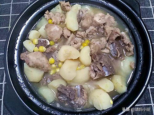 冬笋荸荠炖排骨,马蹄炖猪骨的做法